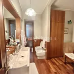 Rent 4 bedroom apartment of 158 m² in Turin