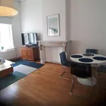 Huur 1 slaapkamer appartement van 77 m² in brussels