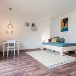 Rent 1 bedroom apartment of 30 m² in Berlin