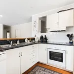 Rent 3 bedroom apartment in Wellington