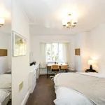 Rent 6 bedroom house in Leeds