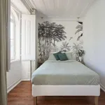 Rent a room in lisbon