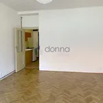 Pronajměte si 1 ložnic/e byt o rozloze 32 m² v Prague