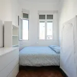 Rent 16 bedroom apartment in Lisbon