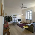 Rent 1 bedroom apartment of 60 m² in milan