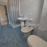 Affitto 3 camera appartamento di 95 m² in Taranto