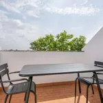 Rent 3 bedroom apartment of 2 m² in lisbon