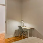 Rent 7 bedroom apartment in Lisbon