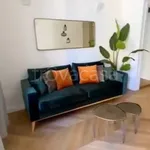 Rent 2 bedroom apartment of 54 m² in Milano