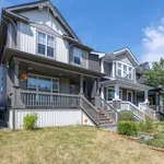 Maison de 1345 m² avec 3 chambre(s) en location à Calgary