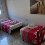 Rent 3 bedroom apartment in Barcelona