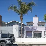 Rent 3 bedroom house of 186 m² in newport beach