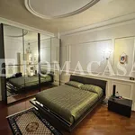 Rent 5 bedroom apartment of 270 m² in Roma