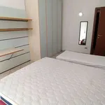 Rent 4 bedroom apartment of 100 m² in Milan