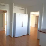 Rent 6 bedroom apartment of 200 m² in Kotka