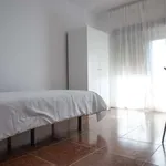 Rent a room of 73 m² in madrid