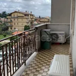 Affitto 3 camera appartamento di 75 m² in Roma