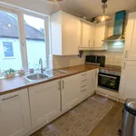 Rent 2 bedroom apartment in West Byfleet