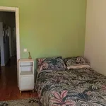 Rent a room of 100 m² in Lisbon