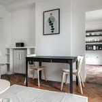 Appartement de 56 m² avec 2 chambre(s) en location à Paris