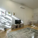 Rent 2 bedroom apartment of 45 m² in Porto