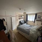 Rent 6 bedroom house in West Midlands