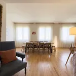 Rent a room of 280 m² in barcelona