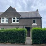 Rent 4 bedroom house in Scotland