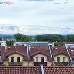 Pronajměte si 3 ložnic/e byt o rozloze 76 m² v Rudná