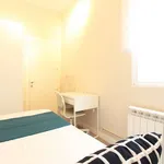 Rent a room of 80 m² in madrid