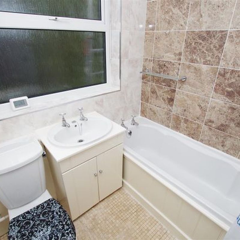 Terraced house to rent in George Street, Rodbourne, Swindon SN1