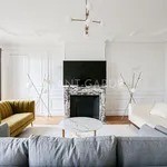 Rent 3 bedroom apartment of 125 m² in Paris