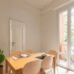 Rent a room of 70 m² in Milan