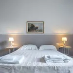 Rent 4 bedroom apartment of 250 m² in florence