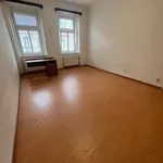 Pronajměte si 3 ložnic/e byt o rozloze 90 m² v Prague