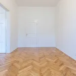 Rent 3 bedroom apartment in Prague