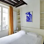 Rent 2 bedroom apartment of 30 m² in Paris