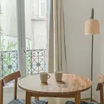 Rent 2 bedroom apartment of 30 m² in Paris