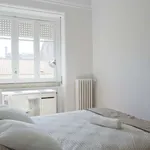 Rent 6 bedroom apartment in lisbon