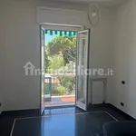 Rent 4 bedroom apartment of 90 m² in Genoa