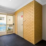 Rent 1 bedroom apartment in Wollongong