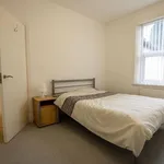 Rent 3 bedroom flat in West Midlands