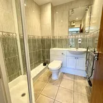 Rent 2 bedroom flat in Cardiff