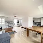 Appartement de 73 m² avec 3 chambre(s) en location à Paris