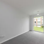 Rent 2 bedroom flat in Hertsmere