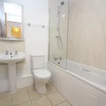 Rent 2 bedroom flat in Gateshead