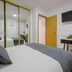 Rent a room of 87 m² in madrid