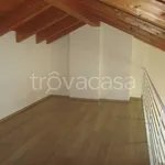 Rent 3 bedroom apartment of 90 m² in Lurate Caccivio