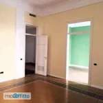 Affitto 3 camera appartamento di 65 m² in Palermo