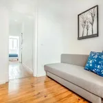 Rent 2 bedroom apartment of 700 m² in Lisbon